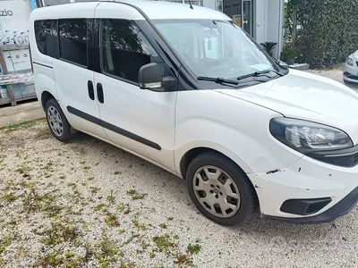 Usata Fiat Doblò 120 CV (88 kW) 2021 Monovolume