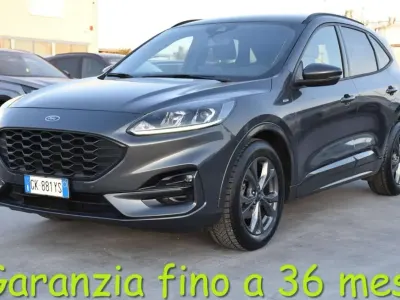 Usata Ford Kuga ST-Line 120 CV (88 kW) 2022 Grigio SUV