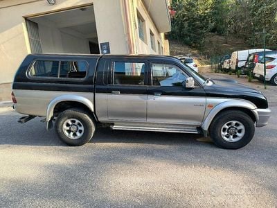 Usata Mitsubishi L200 100 CV (73 kW) 1999 Nero Pick-up