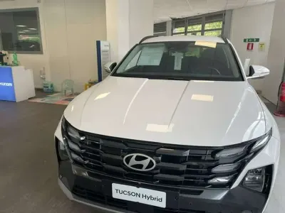 Nuova Hyundai Tucson 215 CV (158 kW) 2026 Bianco SUV