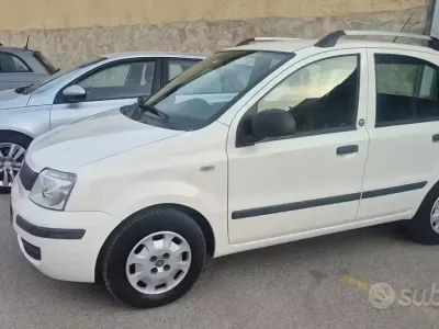 Usata Fiat Panda Dynamic 69 CV (50 kW) 2011 Bianco Utilitaria