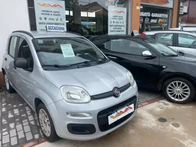 Usata Fiat Panda Easy 69 CV (50 kW) 2015 Argento Utilitaria