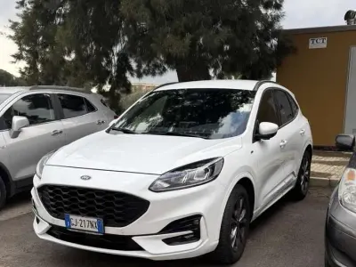 Usata Ford Kuga ST-Line X 120 CV (88 kW) 2022 SUV