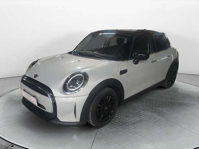 Usata Mini Cooper Classic 136 CV (100 kW) 2022 White silver metallizzato Utilitaria
