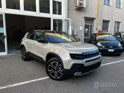 Nuova Jeep Avenger Summit 101 CV (74 kW) 2025 Beige SUV