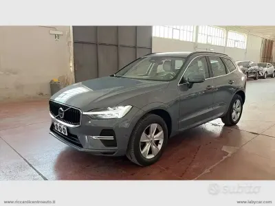 Usata Volvo XC60 197 CV (144 kW) 2022 Grigio SUV
