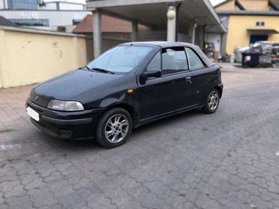 Usata Fiat Punto Cabriolet 60 CV (44 kW) 1998 Nero Cabrio