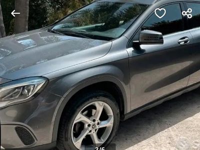 Usata Mercedes GLA200 2019 Grigio SUV
