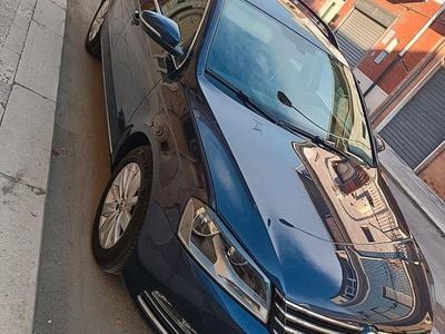 Usata VW Passat 105 CV (77 kW) 2011 Berlina