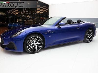 Usata Maserati GranCabrio 550 CV (404 kW) 2025 Blu metallizzato Cabrio