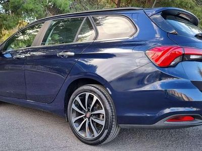 Usata Fiat Tipo Easy 120 CV (88 kW) 2017 Blu/azzurro Station wagon