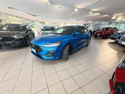 Blu Usata 2023 Ford Focus ST-Line Berlina | 17.050 € (Cara)