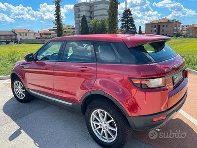 Usata Land Rover Range Rover evoque Pure 150 CV (110 kW) 2018 Rosso SUV