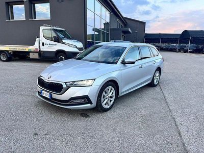 Usata Skoda Octavia Style 150 CV (110 kW) 2023 Grigio Station wagon