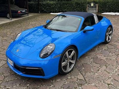 Usata Porsche 992 385 CV (283 kW) 2023 Blu/azzurro Cabrio