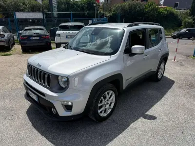 Begagnad Jeep Renegade Limited 131 HK (96 kW) 2021 Silver SUV