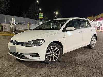 Usata VW Golf VII Trendline 110 CV (80 kW) 2018 Bianco Berlina