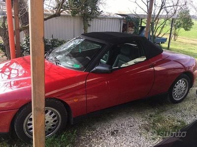 Usata Alfa Romeo Spider 1996 Rosso Cabrio
