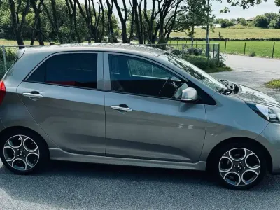Usata Kia Picanto EX 65 CV (47 kW) 2005 Grigio Utilitaria