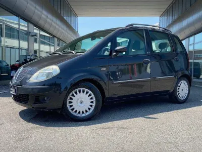 Usata Lancia Musa 69 CV (50 kW) 2006 Nero Monovolume