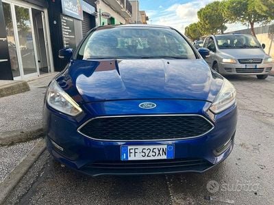 Usata Ford Focus 95 CV (69 kW) 2016 Blu Berlina
