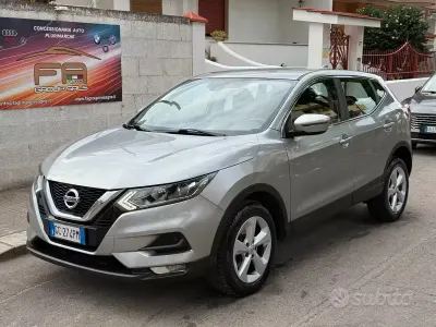 Usata Nissan Qashqai 116 CV (85 kW) 2020 Grigio SUV
