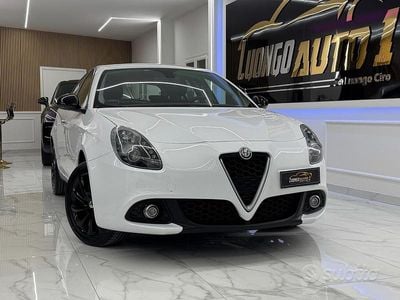 Usata Alfa Romeo Giulietta 120 CV (88 kW) 2017 Bianco Utilitaria
