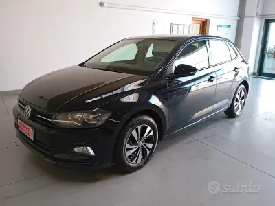 Usata VW Polo 80 CV (58 kW) 2020 Nero Utilitaria