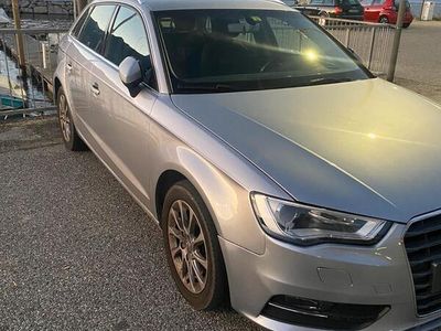 usata Audi A3 A3 1.6 TDI clean diesel Ambition