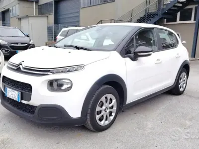 Usata Citroën C3 Shine 102 CV (75 kW) 2019 Bianco Utilitaria
