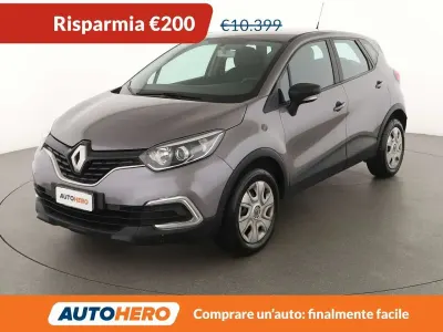 Usata Renault Captur Life 90 CV (66 kW) 2017 Grigio SUV
