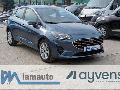 Begagnad Ford Fiesta Titanium 125 HK (91 kW) 2022 Blå Halvkombi