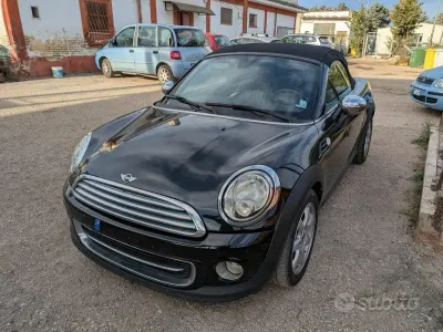 Usata Mini Cooper Cabriolet 122 CV (89 kW) 2011 Nero Cabrio