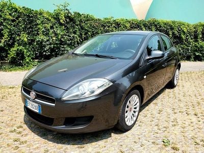 Usata Fiat Bravo Dynamic 89 CV (65 kW) 2011 Grigio Utilitaria