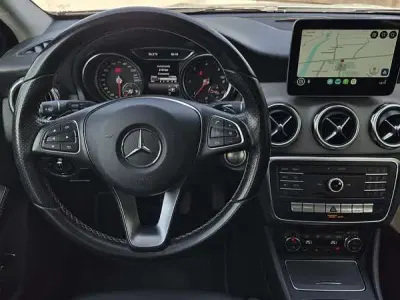 Usata Mercedes GLA220 Premium 177 CV (130 kW) 2018 Grigio SUV
