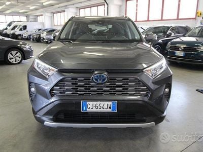 Second-hand Toyota RAV4 Hybrid 222 CP (163 kW) 2022 Gri SUV