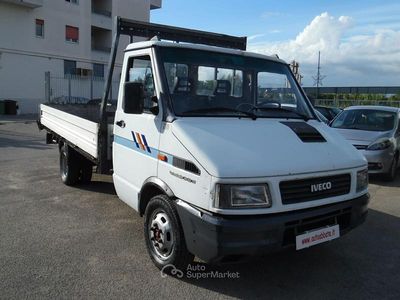 Usata Iveco Daily 116 CV (85 kW) 1996 Bianco Monovolume