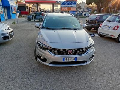 Usata Fiat Tipo Lounge 120 CV (88 kW) 2019 Argento Station wagon