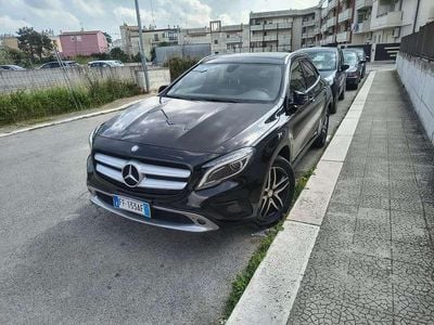 Usata Mercedes GLA200 Premium 136 CV (100 kW) 2016 Nero SUV