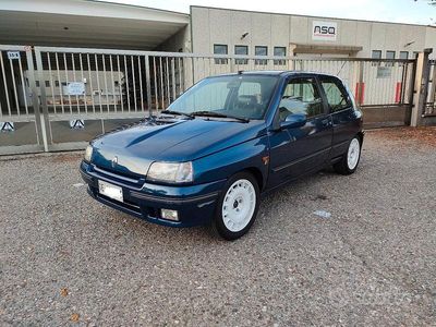 Occasion Renault Clio 135 ch (99 kW) 1994 Berline