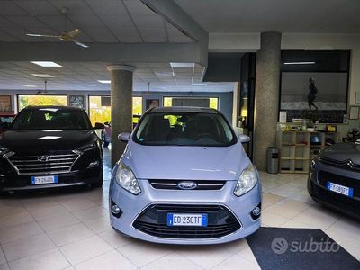 Käytetty Ford C-MAX Titanium 115 HP (84 kW) 2011 Peessi Tila-auto