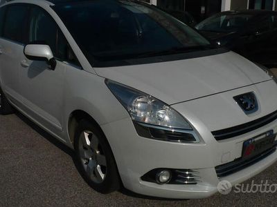 usata Peugeot 5008 1.6 HDi 112CV Tecno