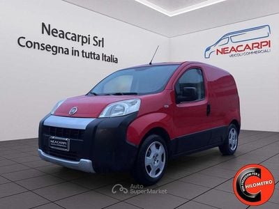 Rosso pastello Usata 2015 Fiat Fiorino Monovolume | 6350 € (Buon prezzo)
