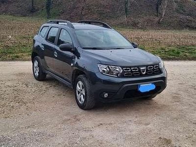 Usata Dacia Duster Comfort 114 CV (83 kW) 2019 Grigio SUV