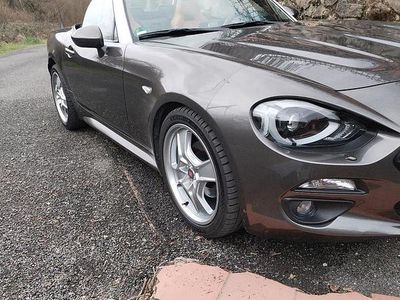 Usata Fiat 124 Spider Lusso 140 CV (102 kW) 2019 Marrone Cabrio