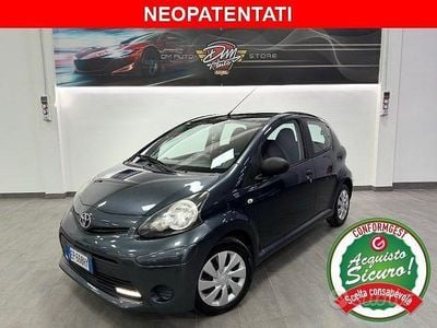 Usata Toyota Aygo Connect Style 67 CV (49 kW) 2012 Grigio Utilitaria