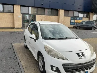 Brugt Peugeot 207 90 HK (66 kW) 2012 Hvid Hatchback