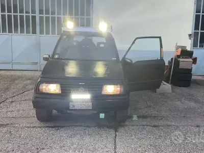 Usata Suzuki Vitara 1981 SUV