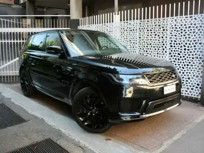 Usata Land Rover Range Rover Sport Black Edition 249 CV (183 kW) 2018 Santorini black SUV