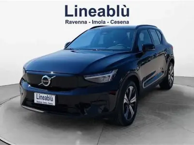 Usata Volvo XC40 Core 169 kW (231 CV) 2023 Nero SUV